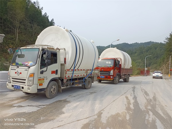 元江【视频】塑料水箱分类以及用途